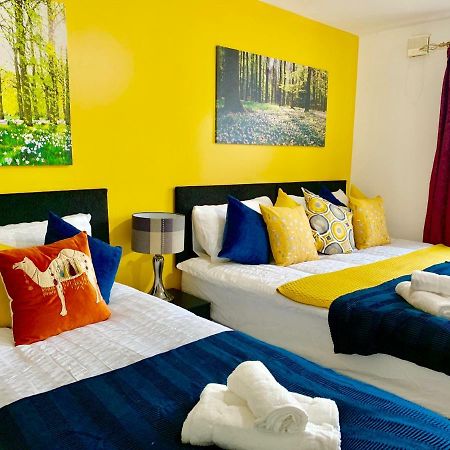 2 Bedrooms Modern Apartment, Lounge, Full Kitchen, Balcony, 5 Minutes Stratford Station Λονδίνο Εξωτερικό φωτογραφία
