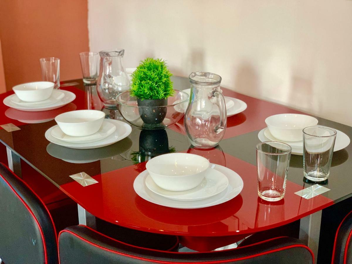 2 Bedrooms Modern Apartment, Lounge, Full Kitchen, Balcony, 5 Minutes Stratford Station Λονδίνο Εξωτερικό φωτογραφία