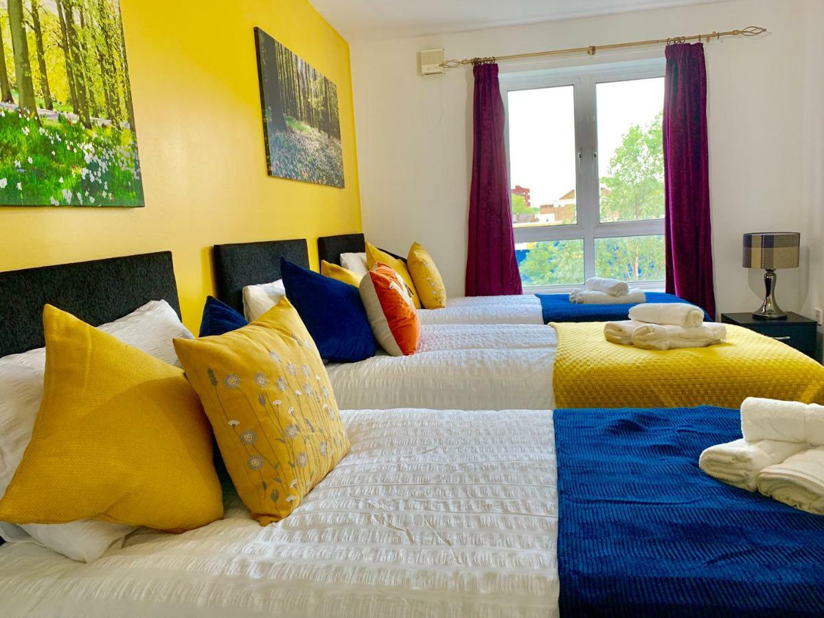 2 Bedrooms Modern Apartment, Lounge, Full Kitchen, Balcony, 5 Minutes Stratford Station Λονδίνο Εξωτερικό φωτογραφία